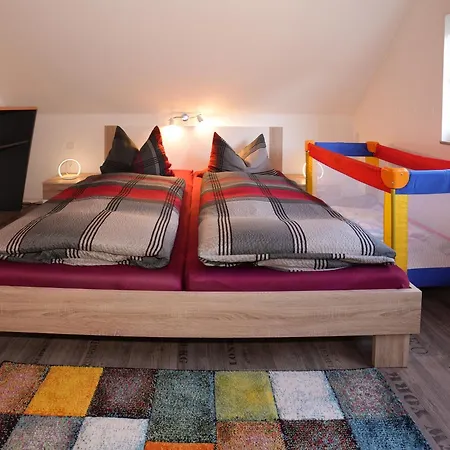 Ferienhaeuser Erzgebirge オルバーンハウ